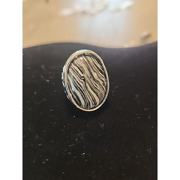 Large Stone Ring 925 Sterling Silver Statement handmade White Black Size 6.5 - Picture 2 of 7